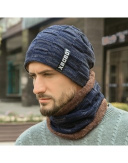 Men's Warm Outdoor Hat And Scarf Suit